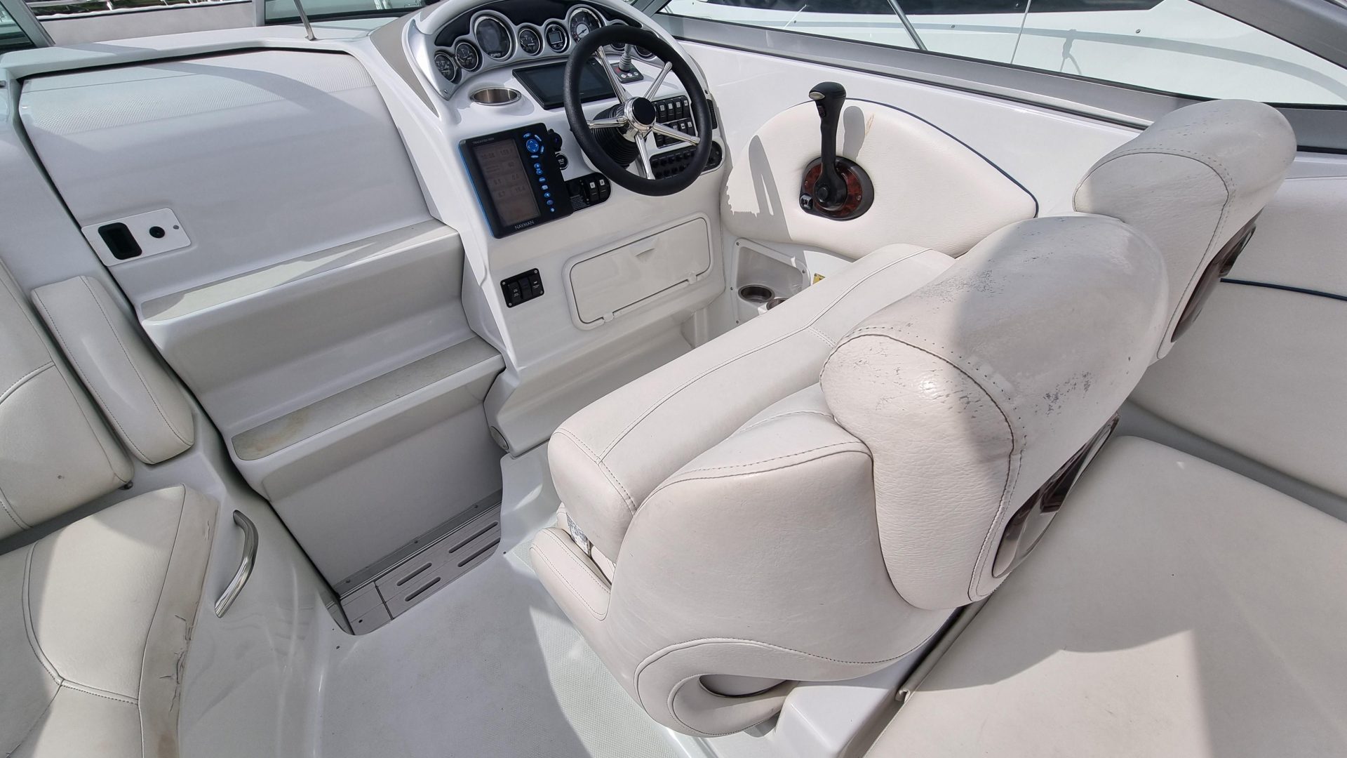 Crownline 270 CR