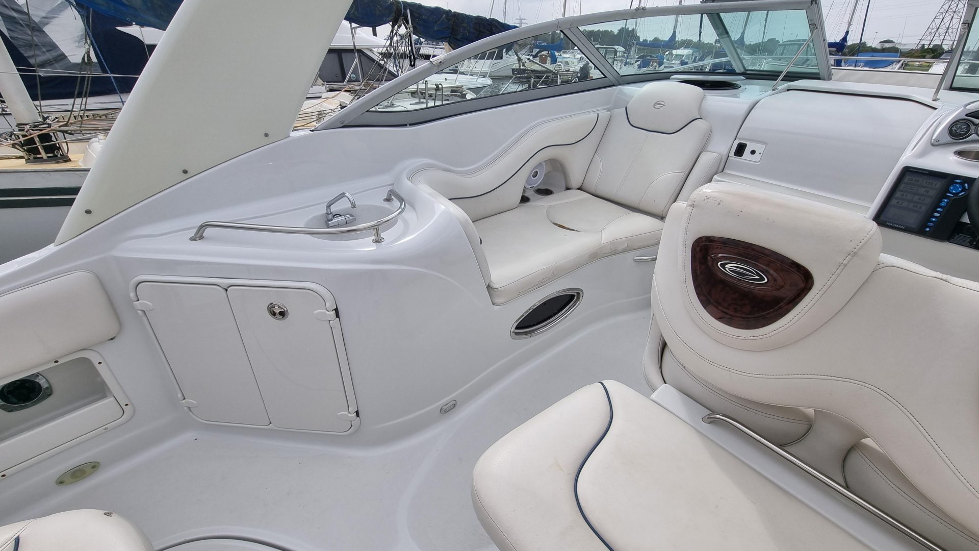 Crownline 270 CR