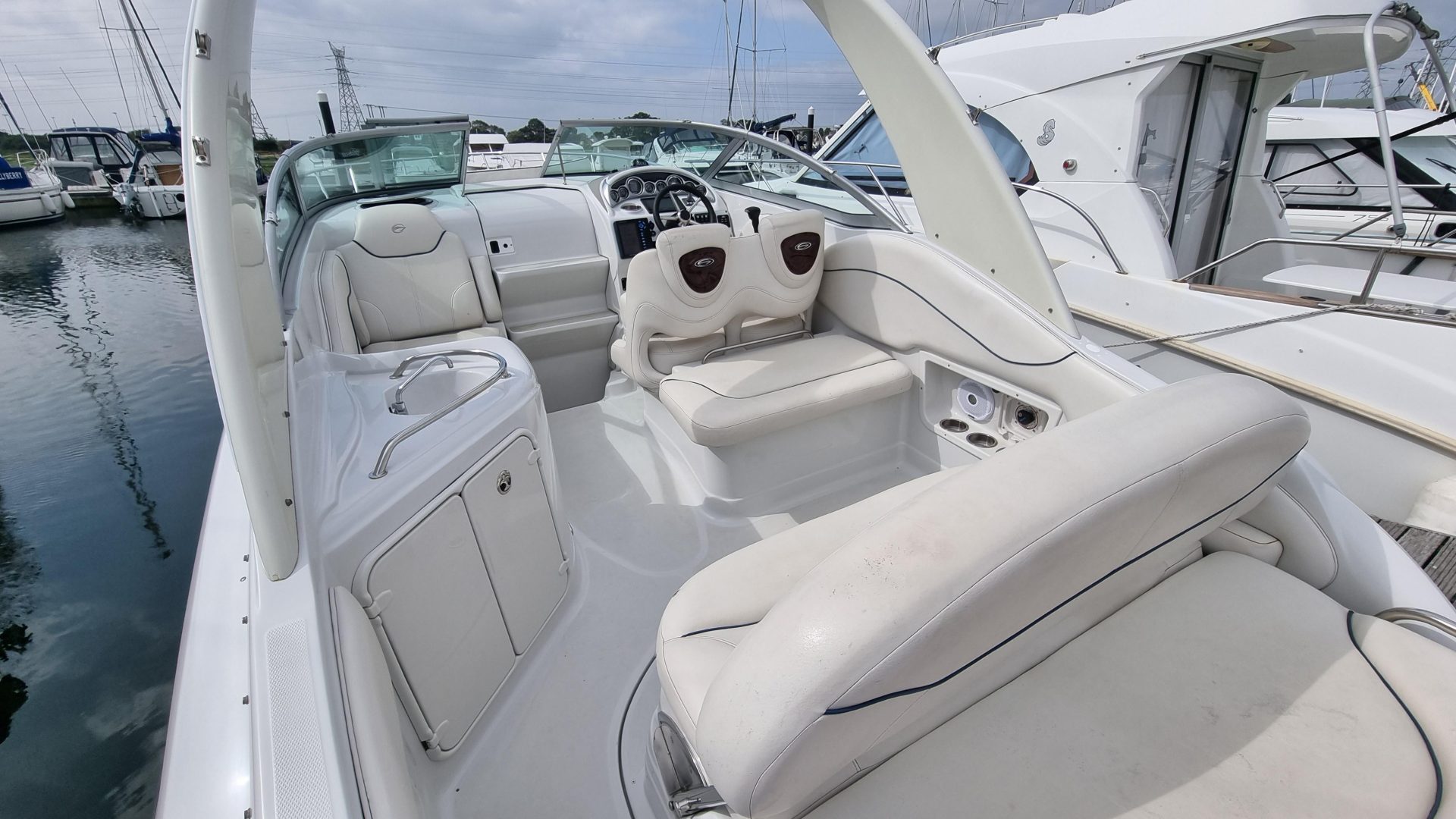 Crownline 270 CR