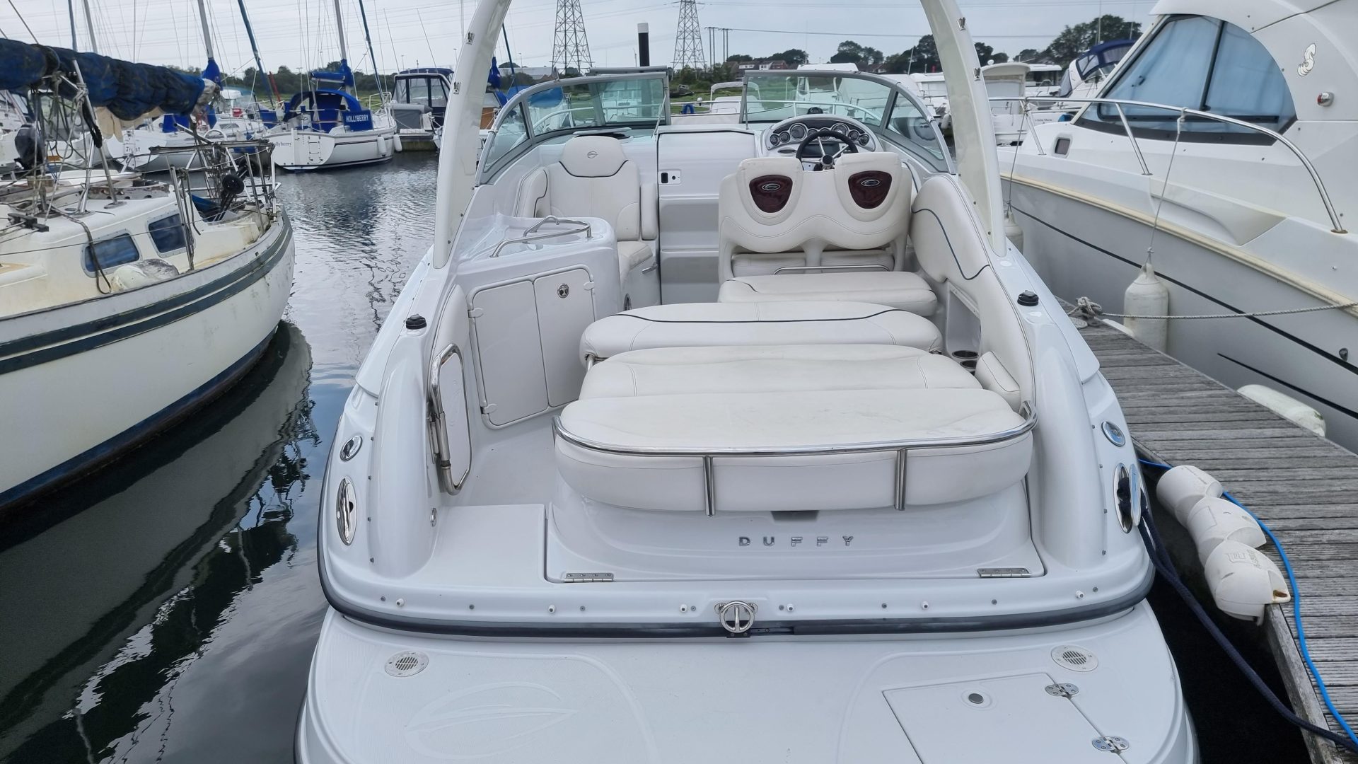 Crownline 270 CR