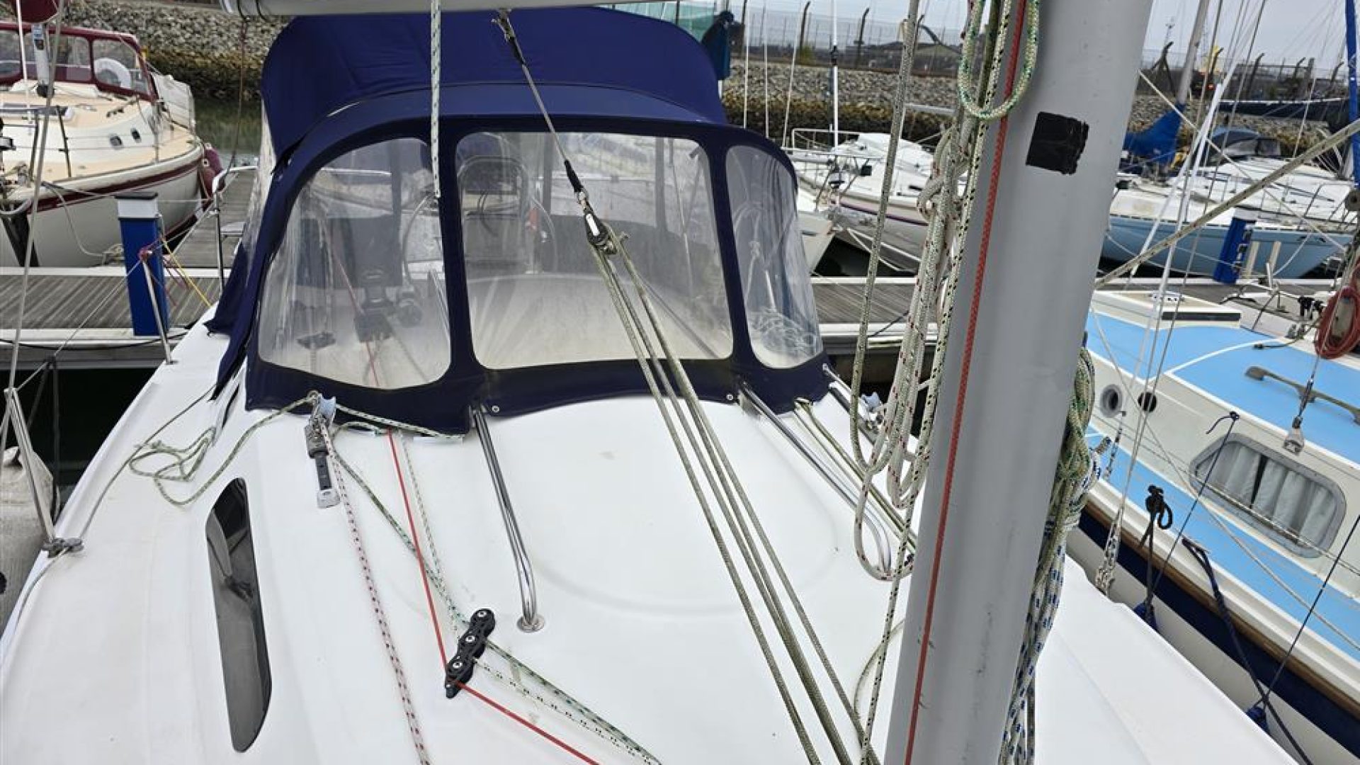 Hunter Legend 27
