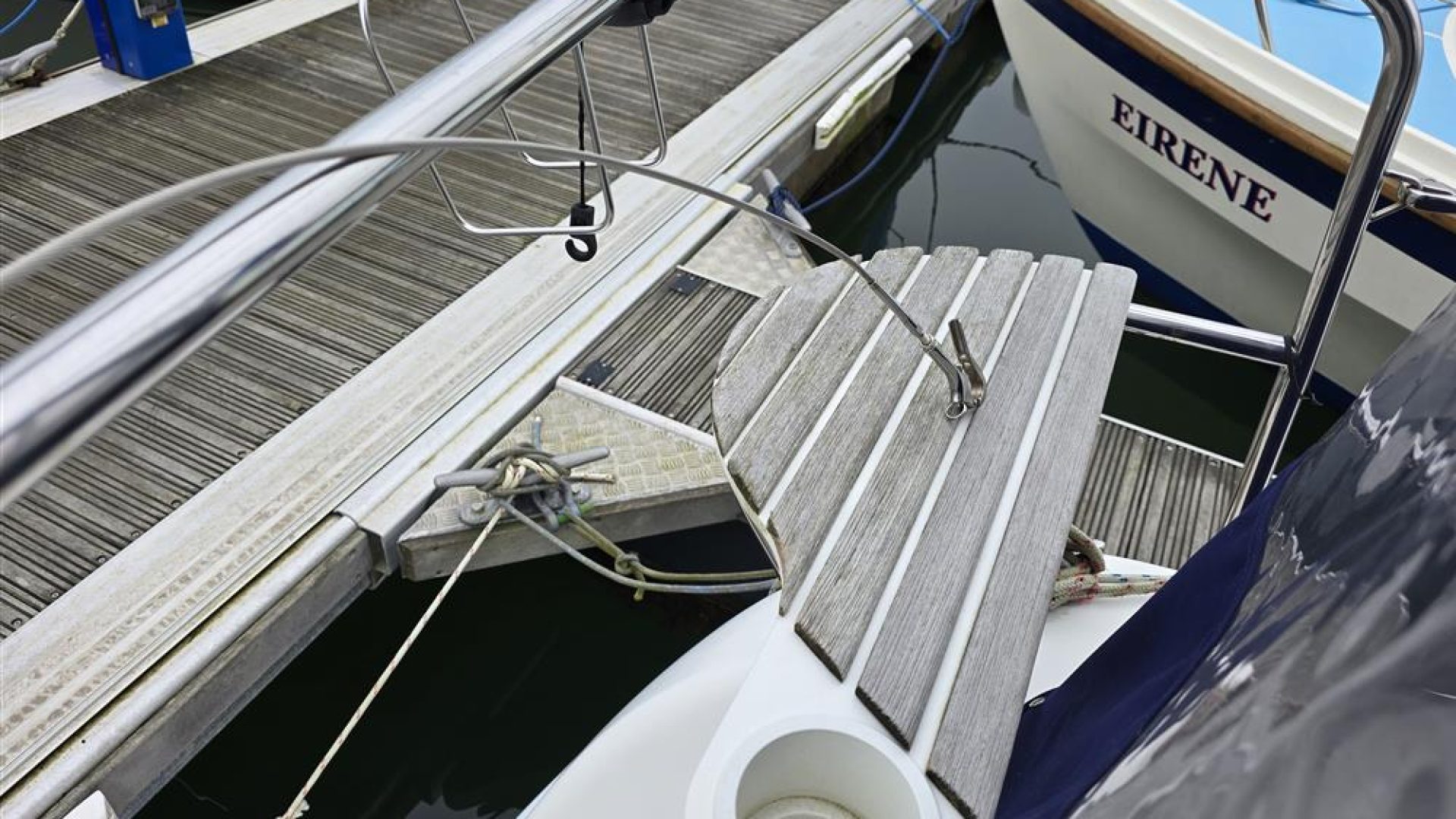 Hunter Legend 27