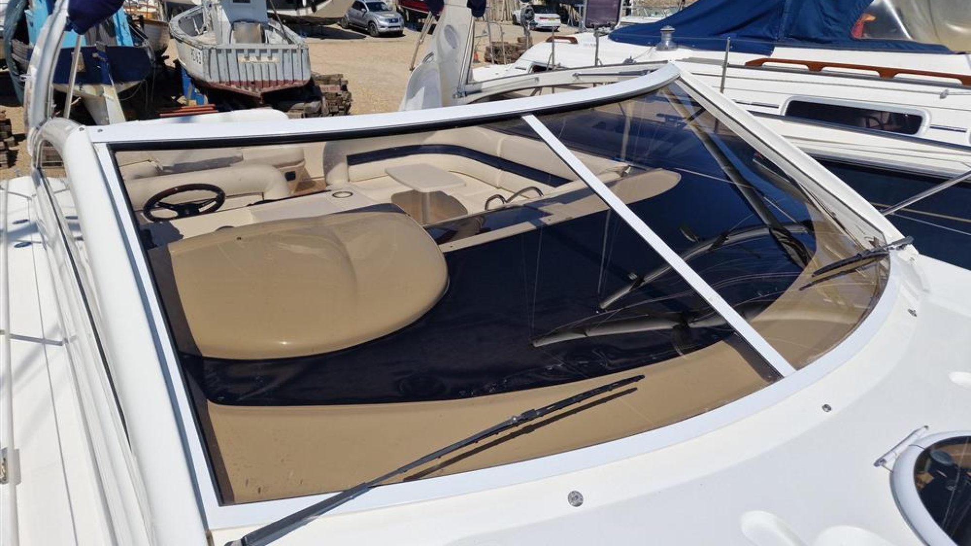 Princess V42