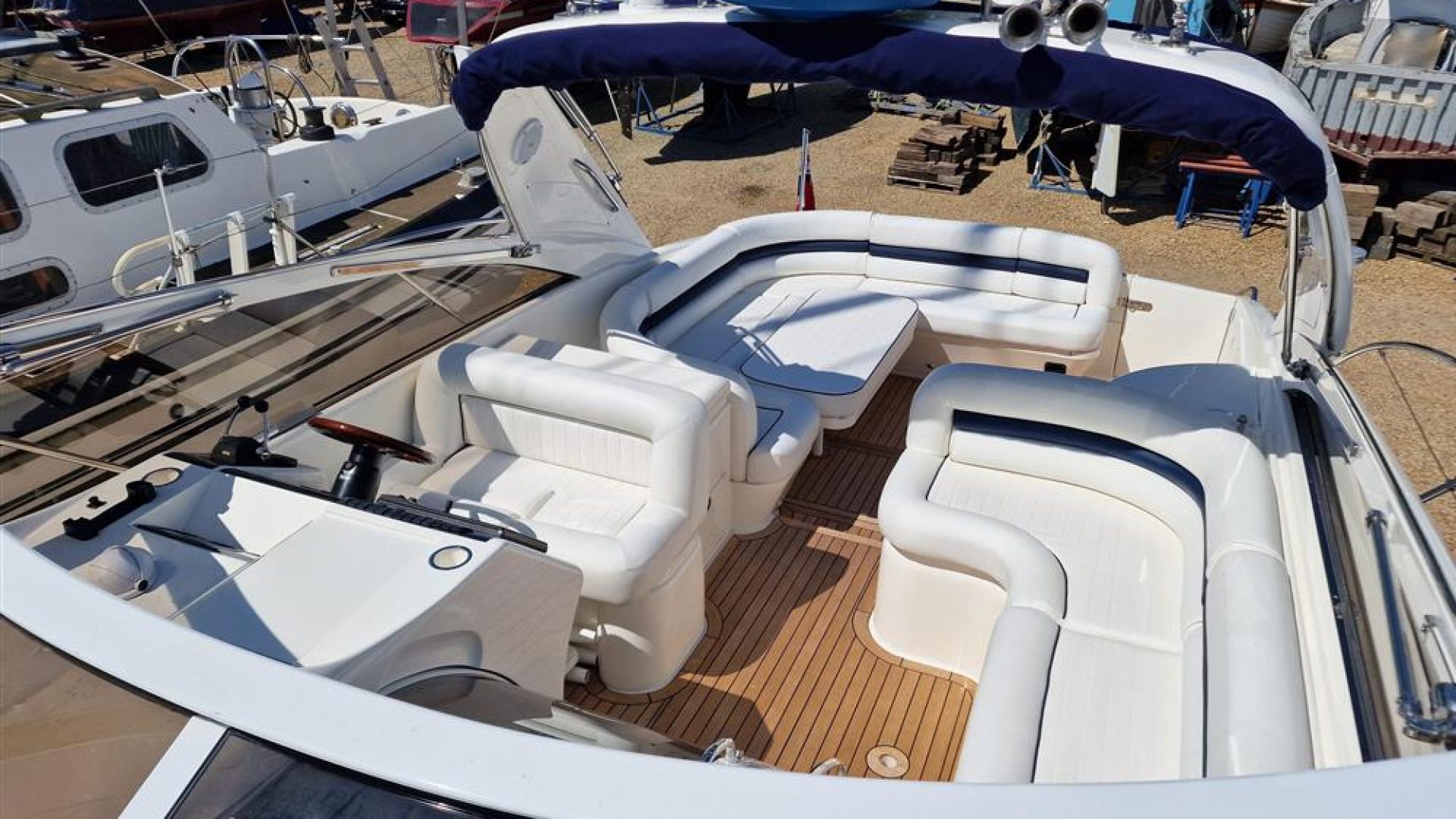 Princess V42
