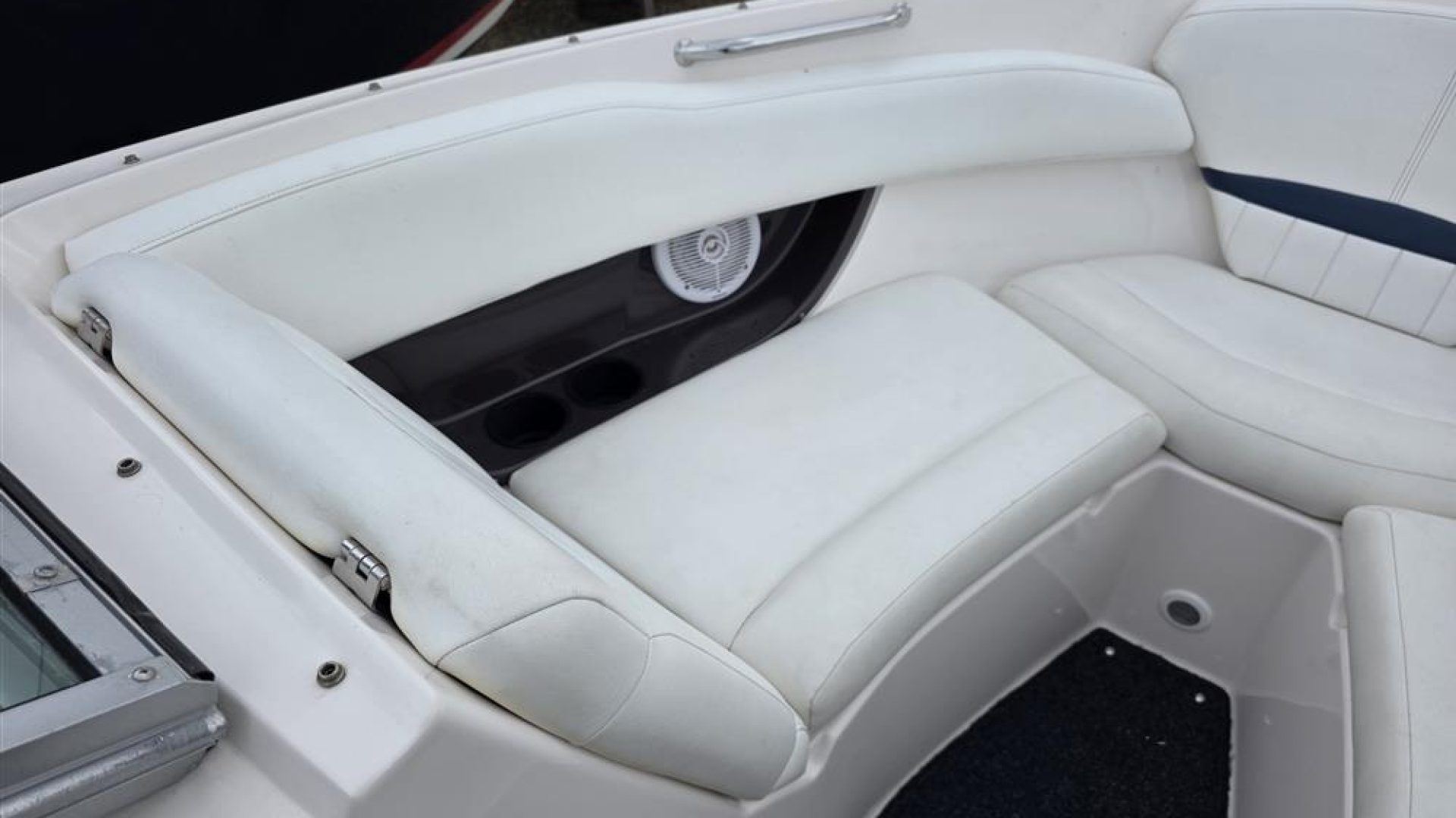 Regal 2200
