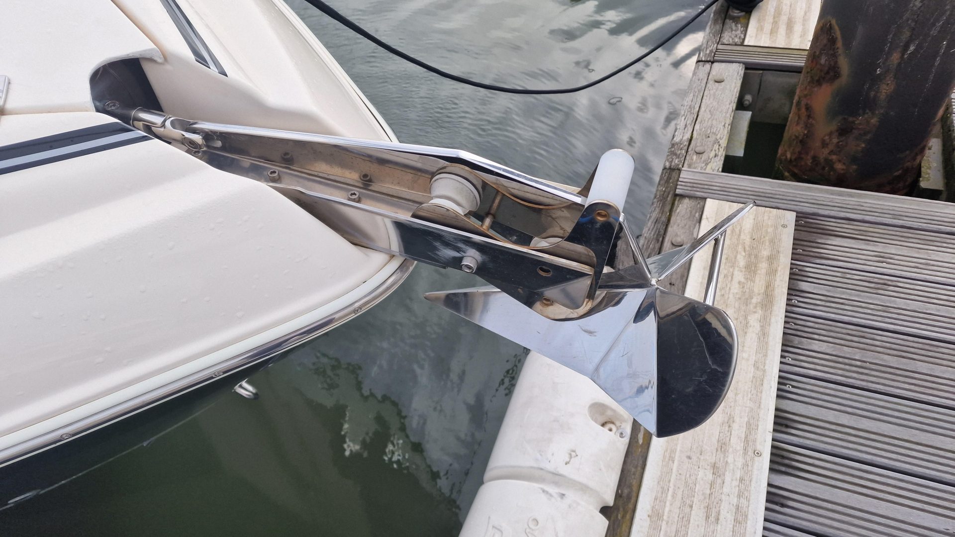 Rinker 270 Fiesta Vee