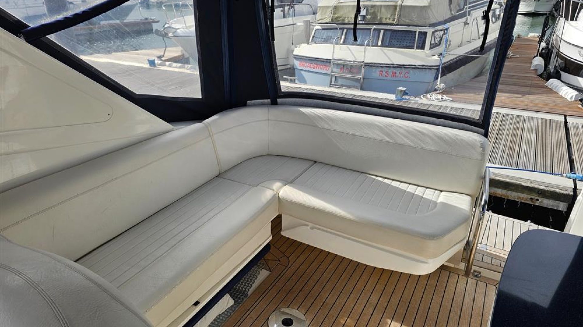 Sealine S29