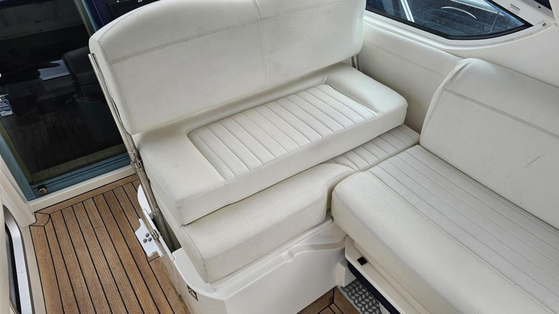 Sealine S29