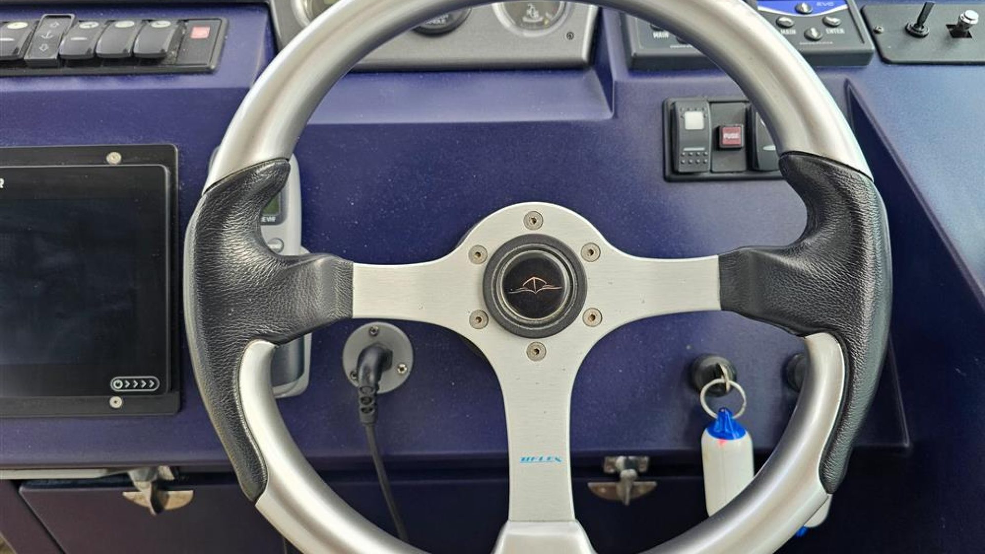 Sealine S29