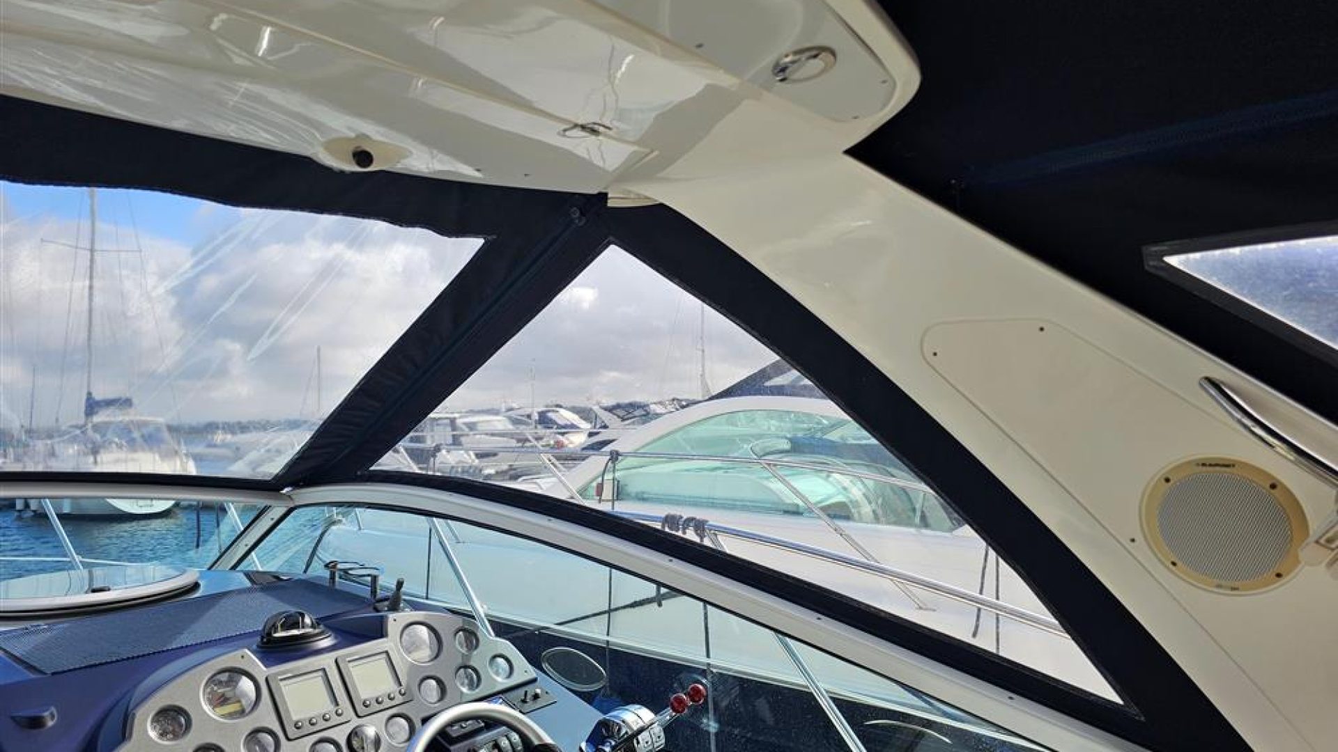 Sealine S29