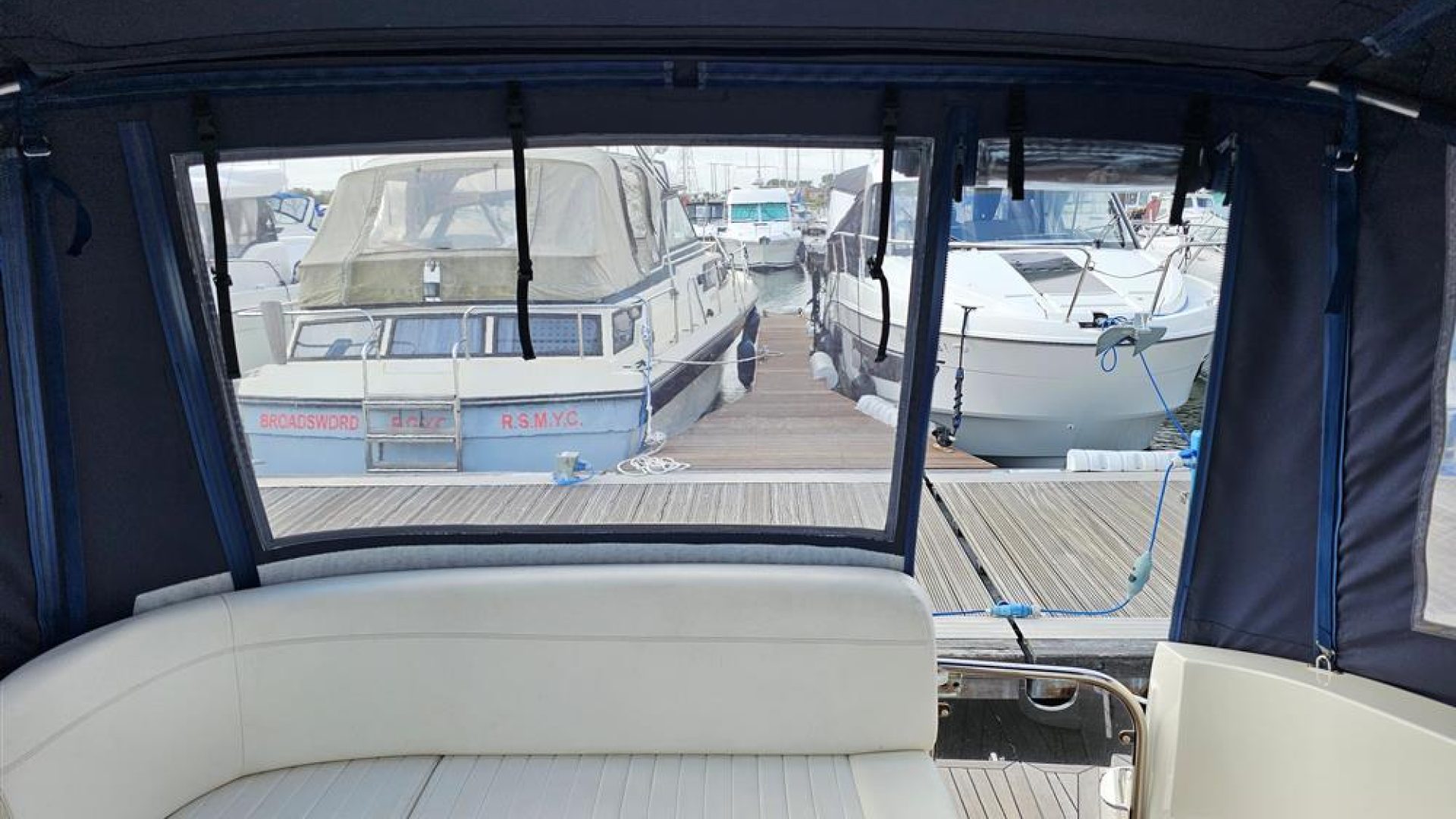 Sealine S29