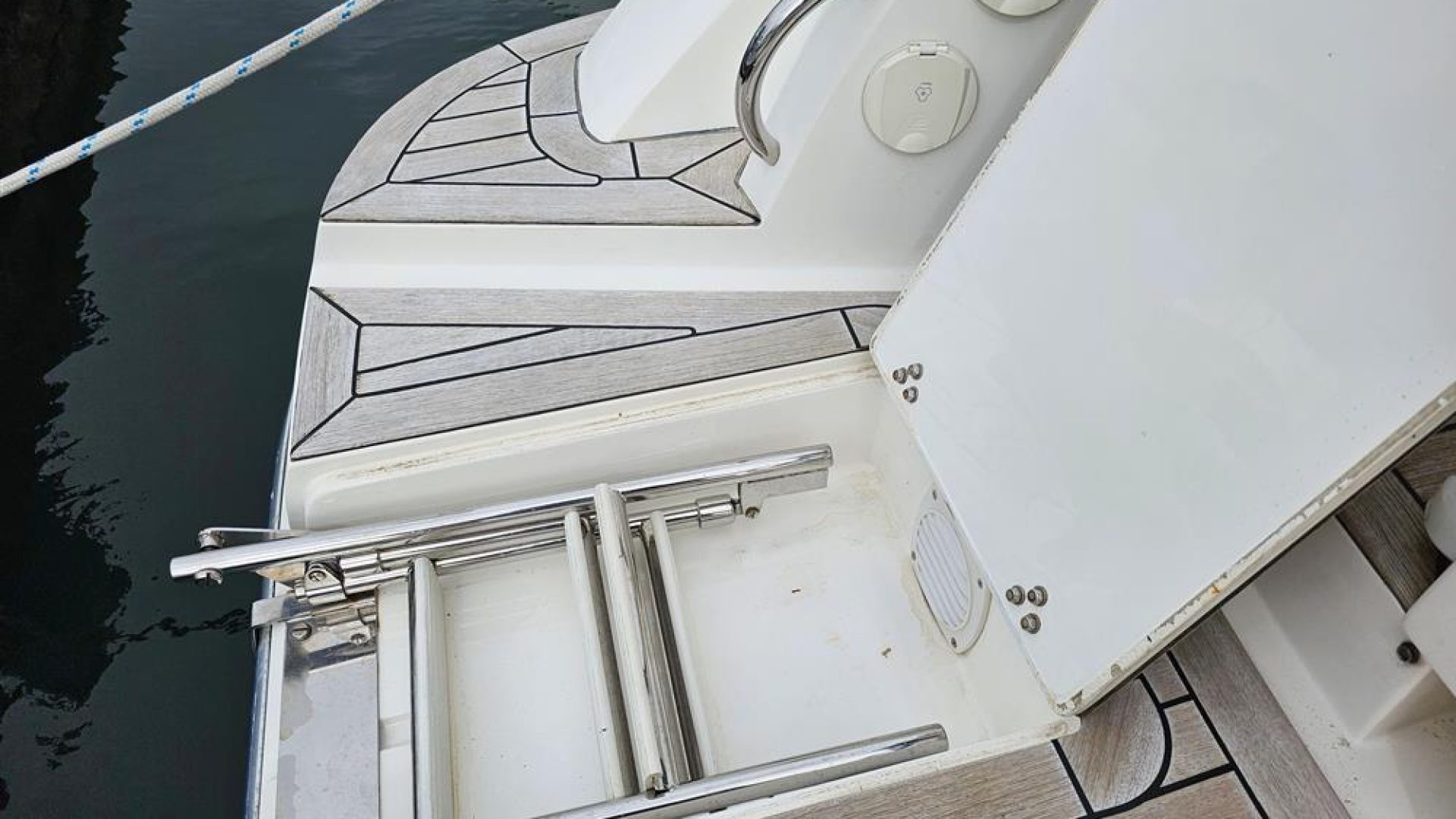 Sealine S29