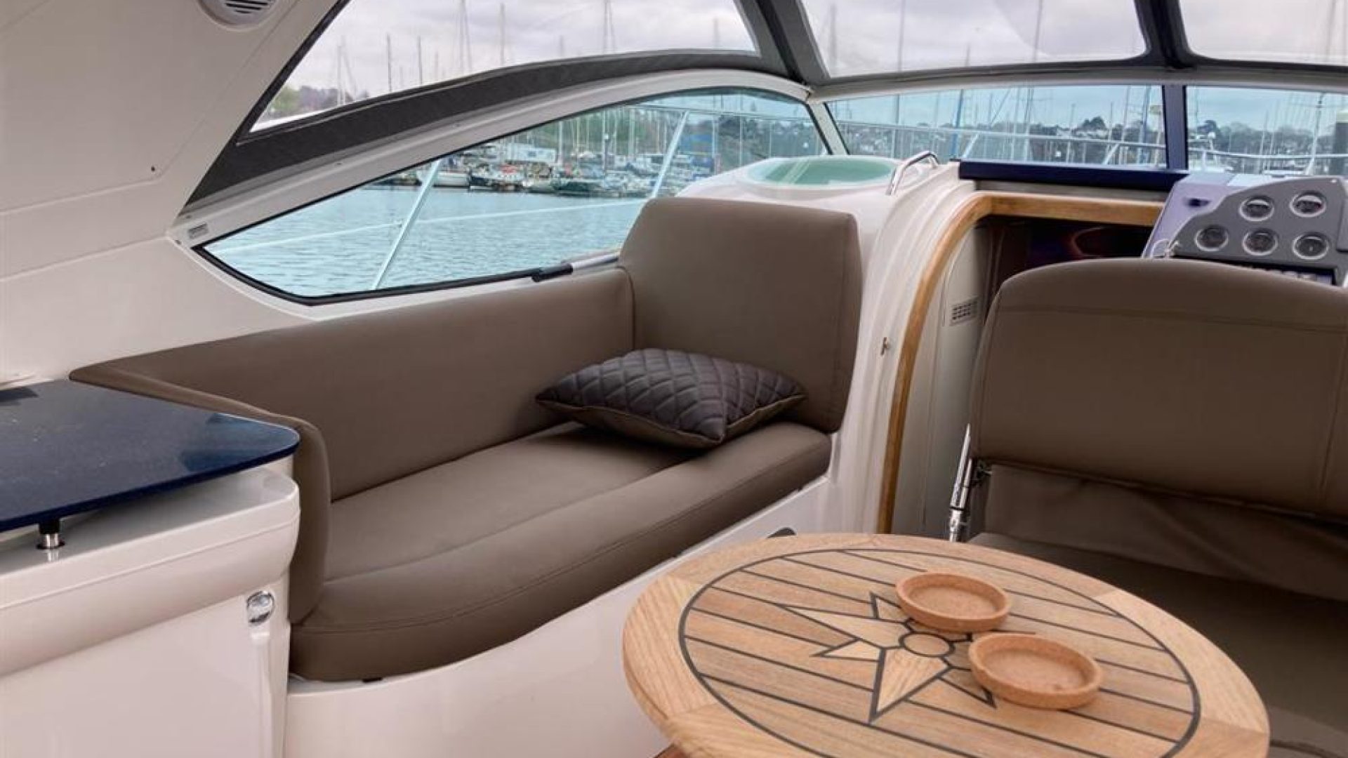 Sealine S29
