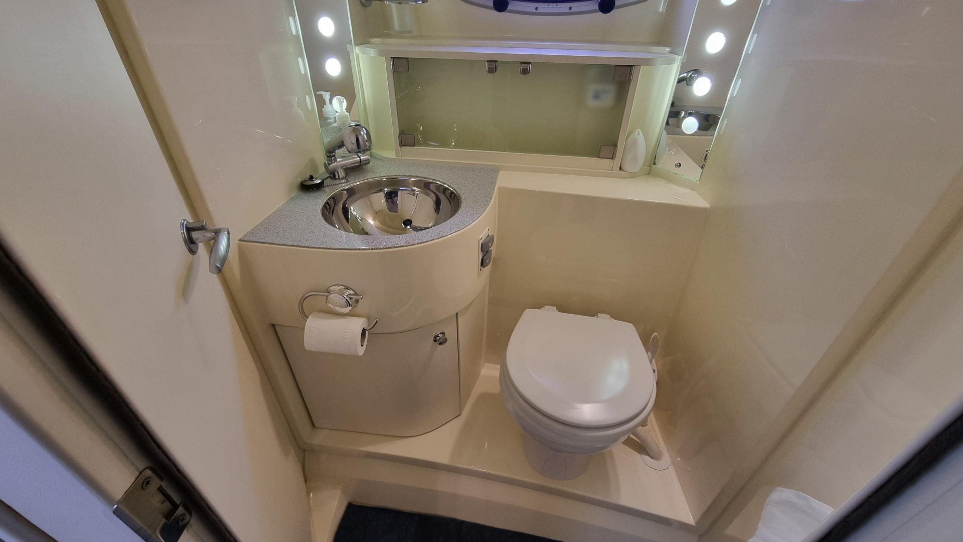 Sealine S29