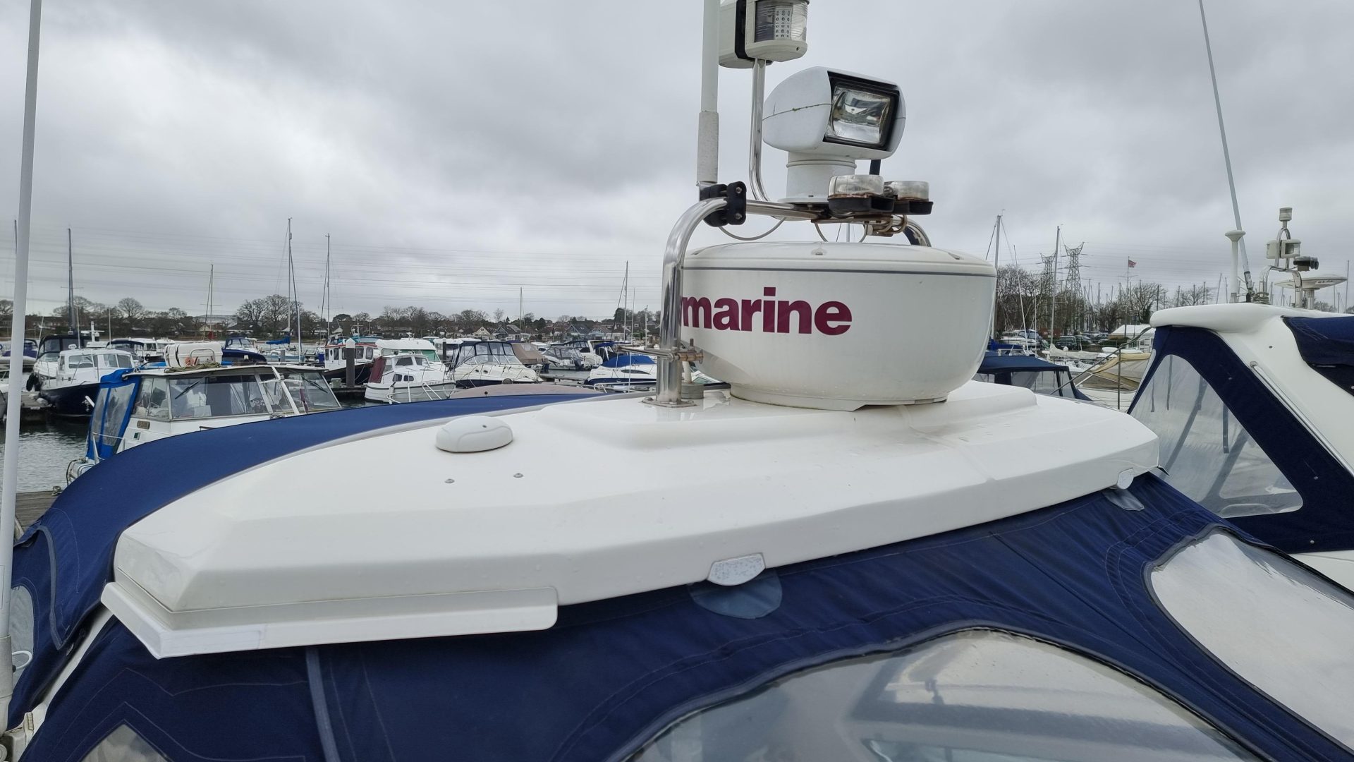 Sealine S29