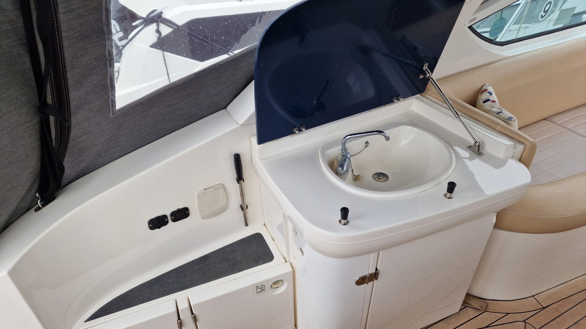 Sealine S29