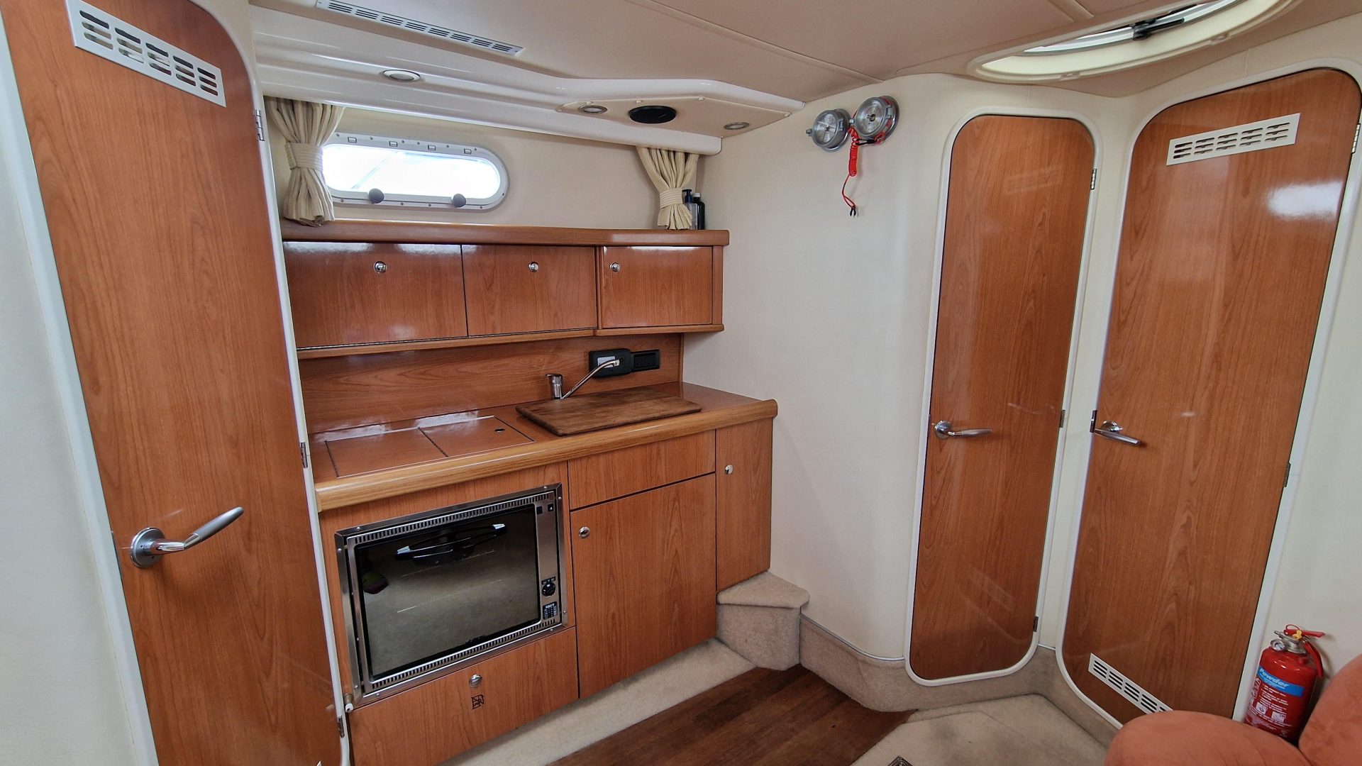 Sealine S34