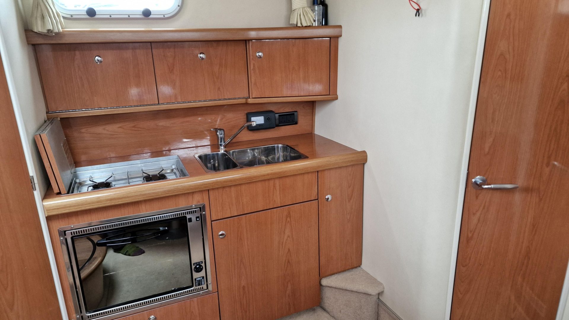 Sealine S34