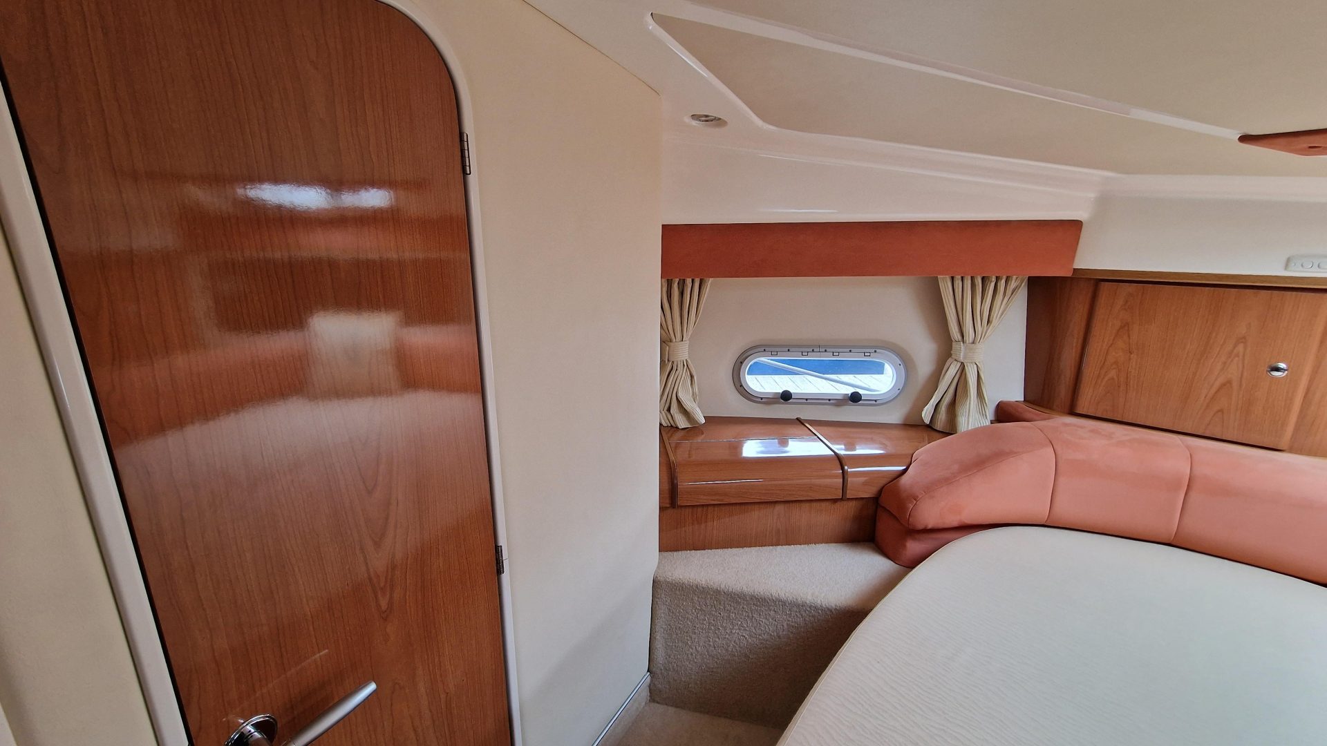 Sealine S34