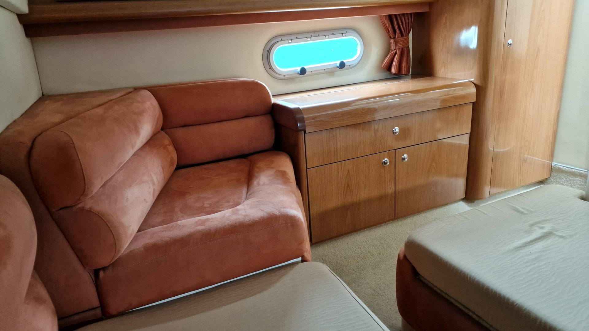 Sealine S34