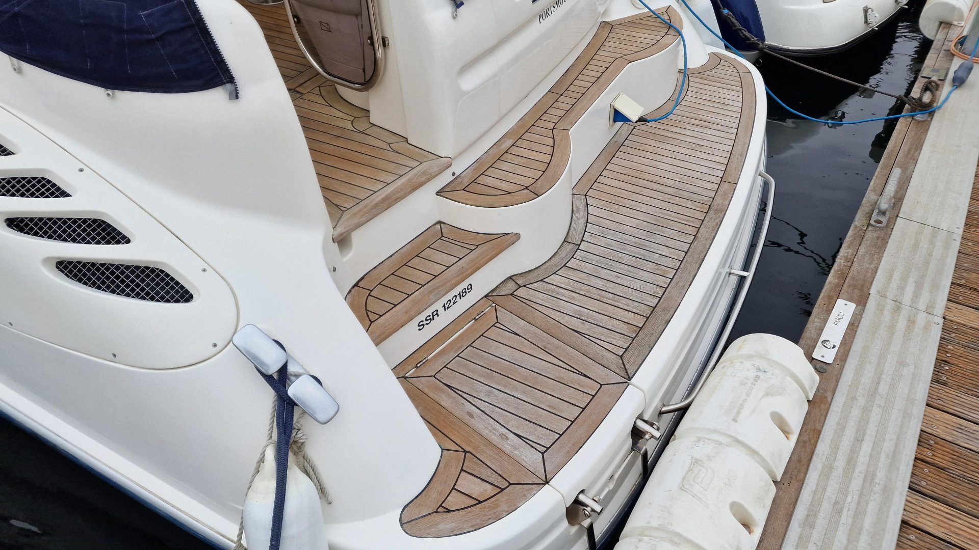 Sealine S34