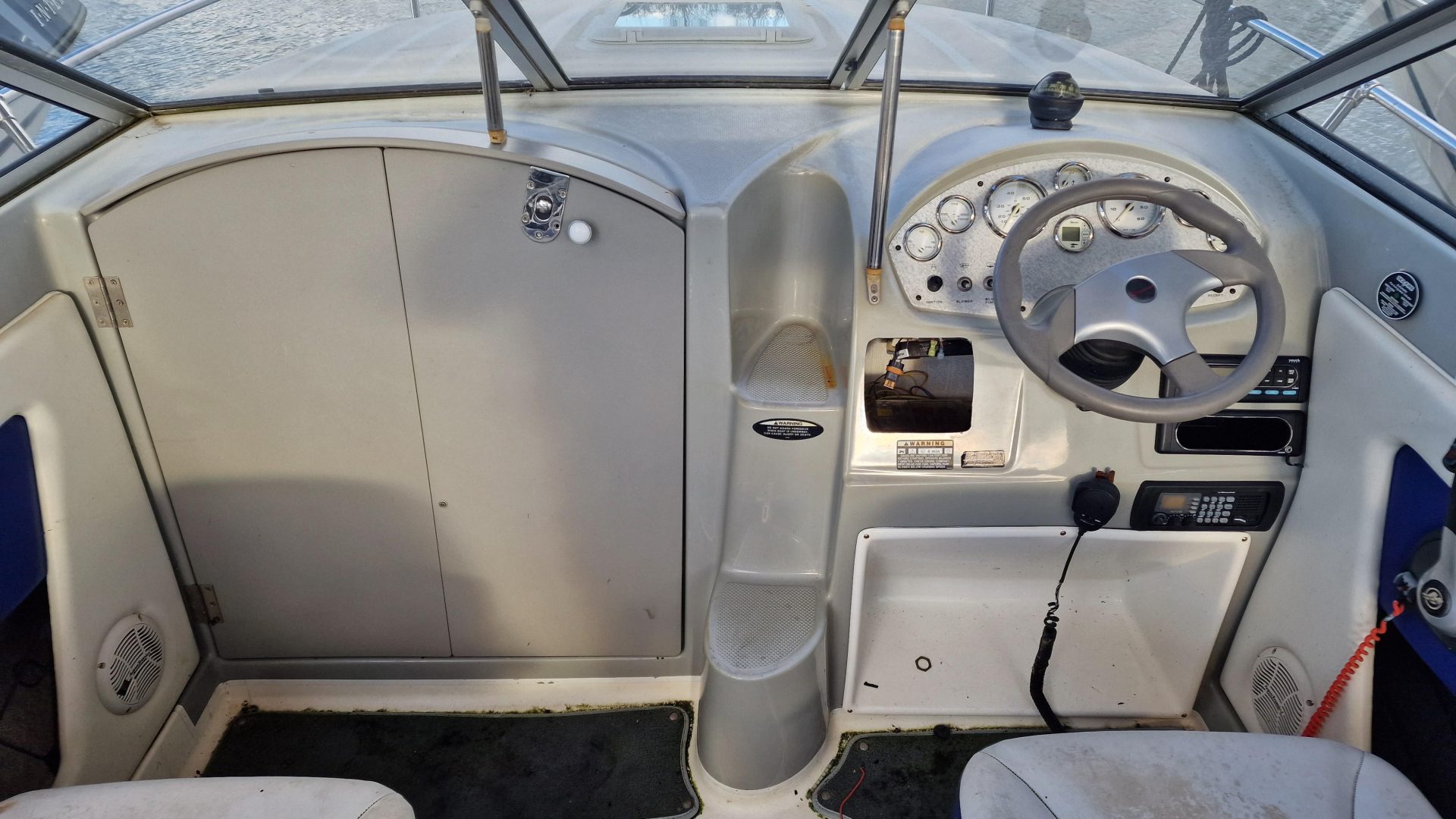 Bayliner Discovery 192