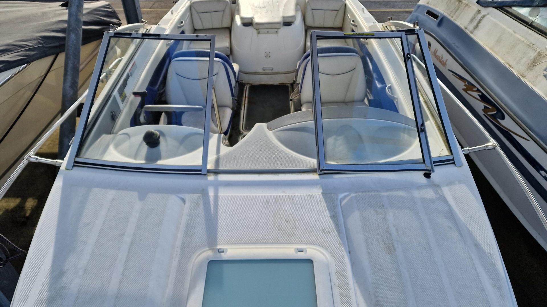 Bayliner Discovery 192