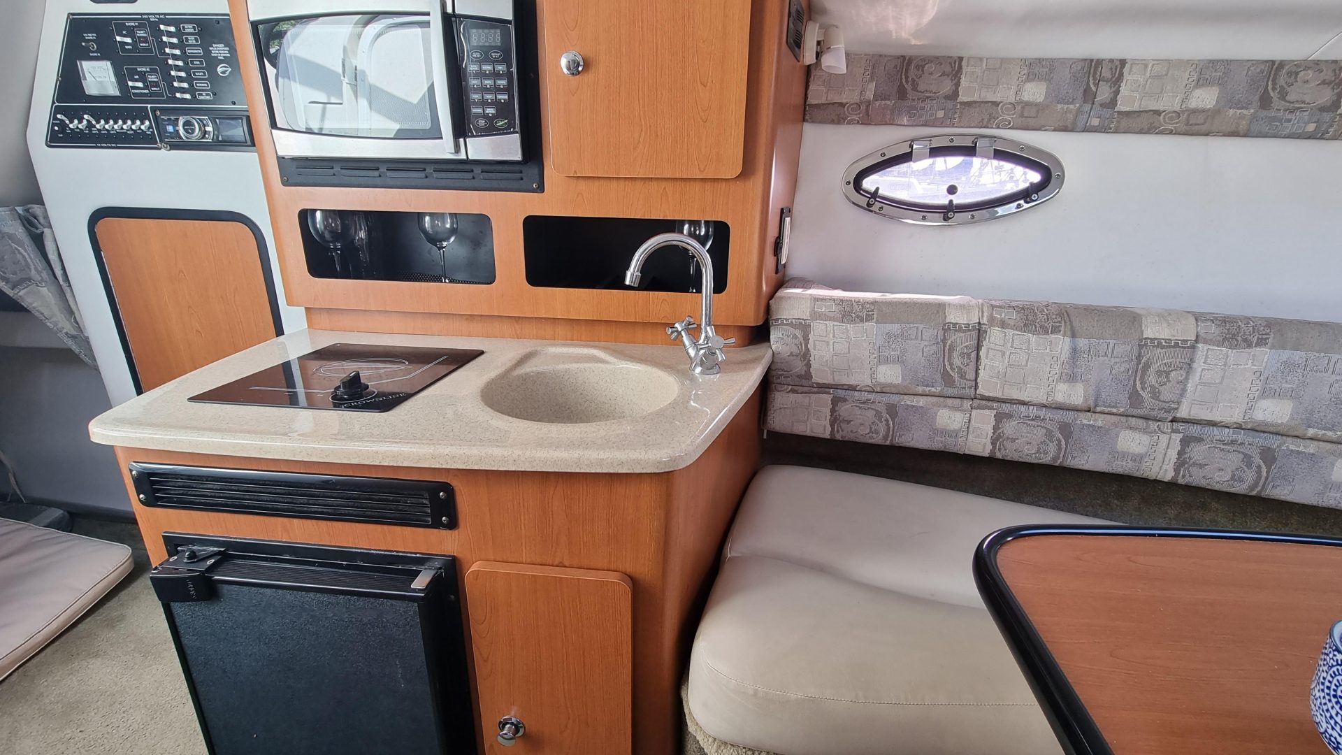 Crownline 250cr