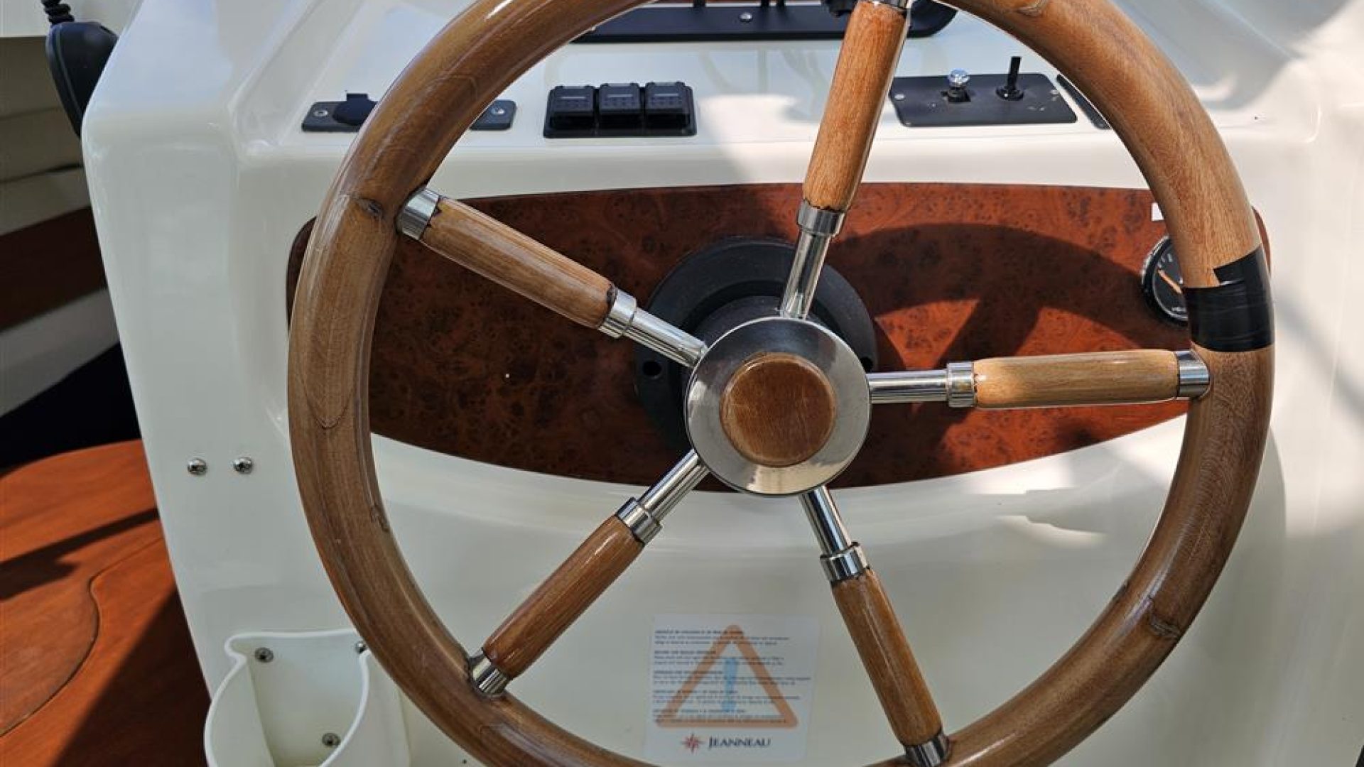 Jeanneau Merry Fisher 625