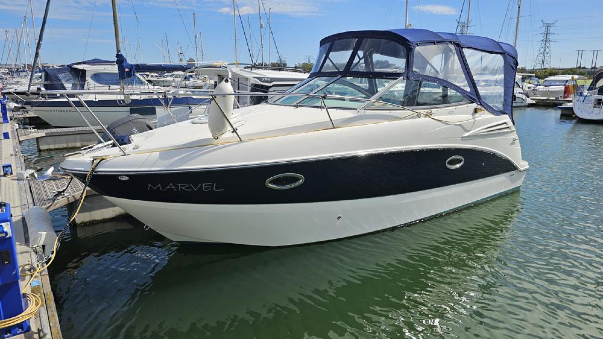 Maxum 2400 SE