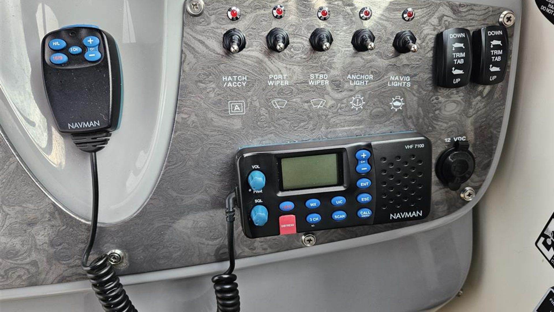 Maxum 2400 SE