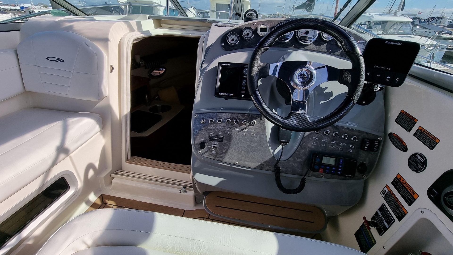 Maxum 2400 SE