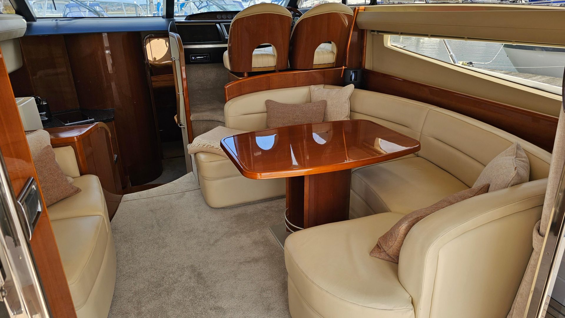 Princess 42 Flybridge