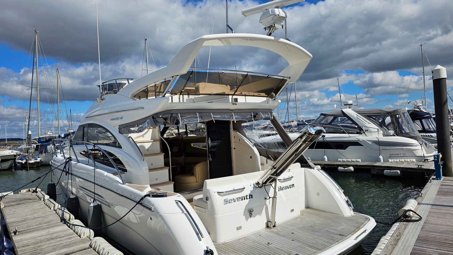 Princess 42 Flybridge