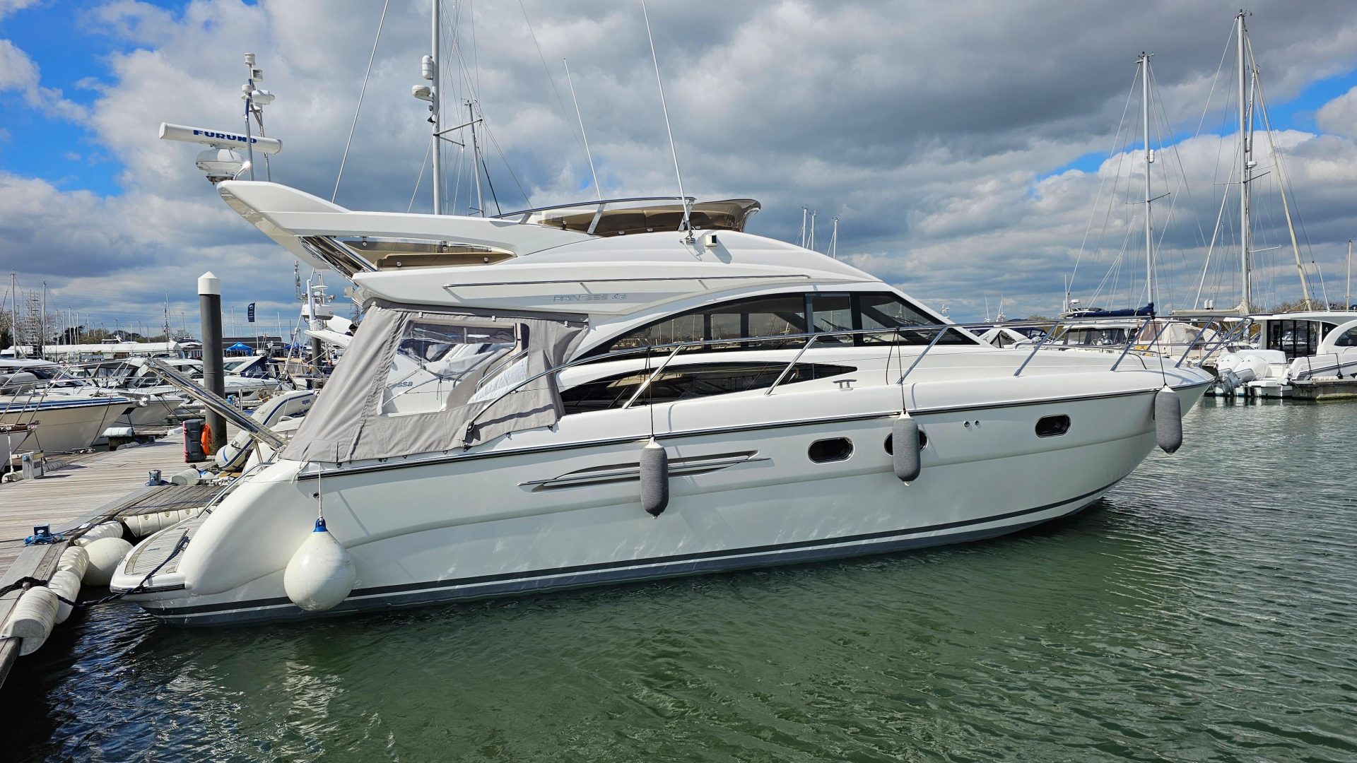 Princess 42 Flybridge