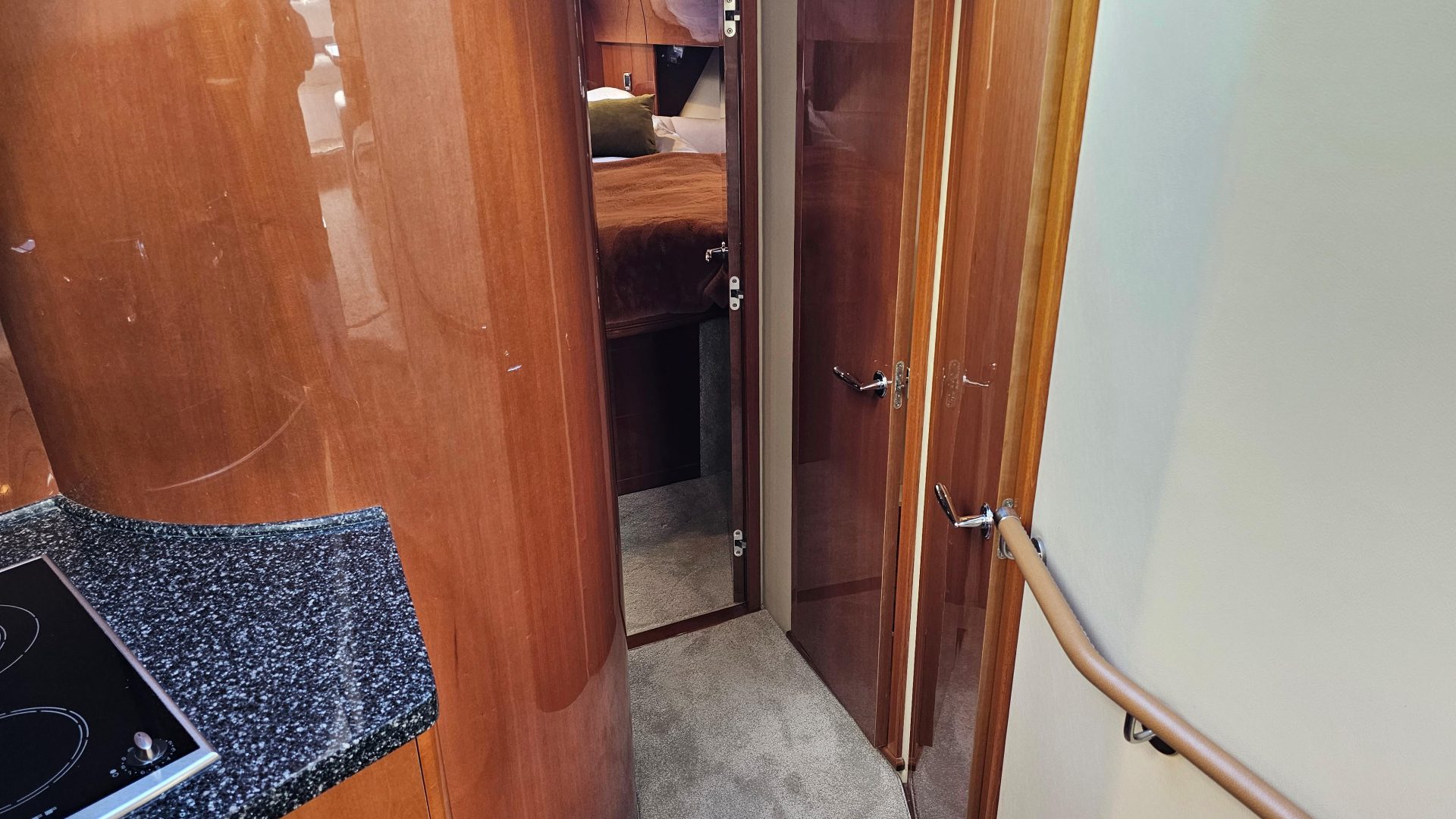 Princess 42 Flybridge