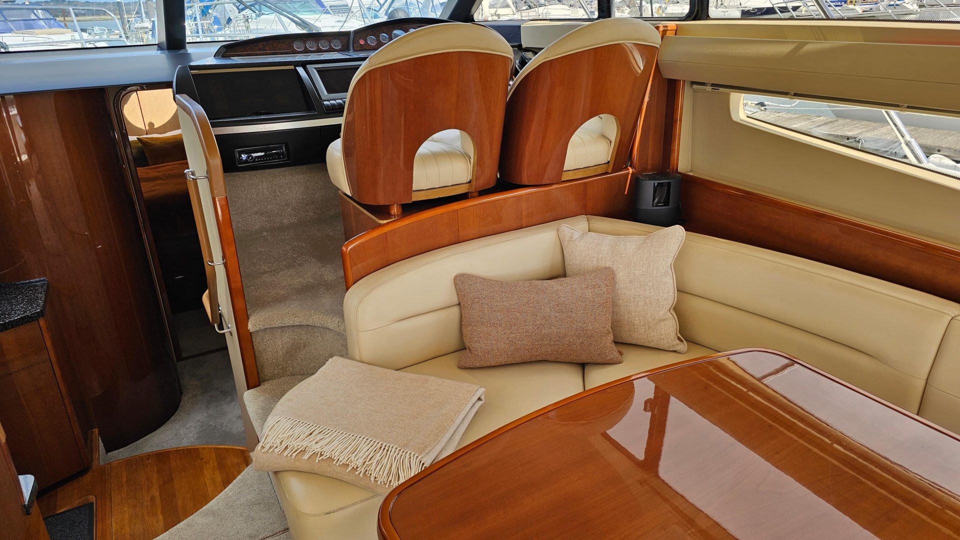 Princess 42 Flybridge