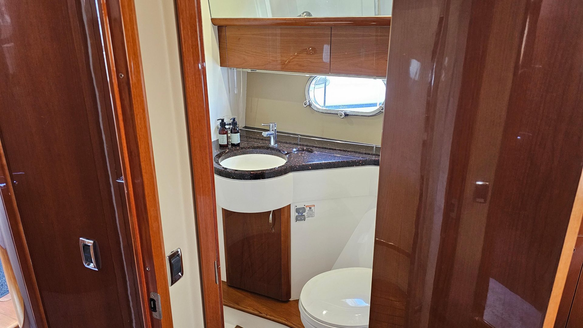 Princess 42 Flybridge