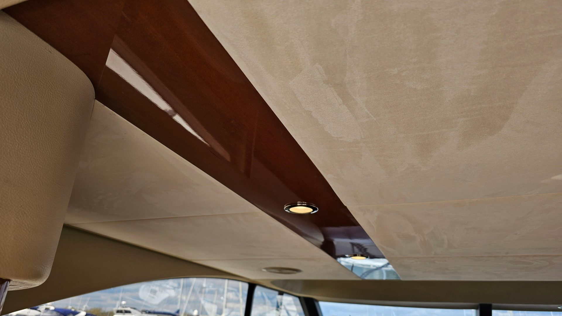 Princess 42 Flybridge