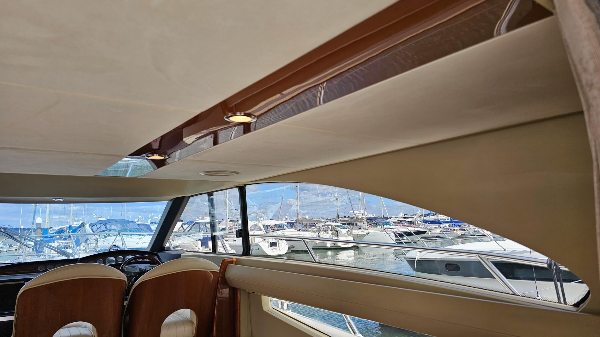 Princess 42 Flybridge