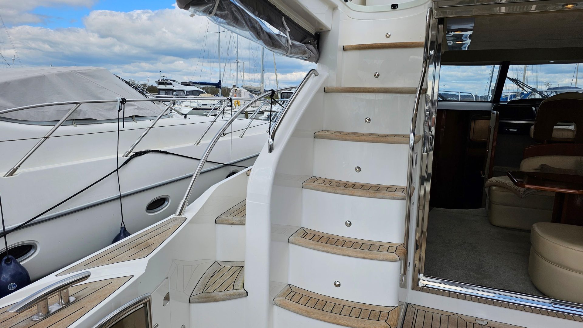 Princess 42 Flybridge