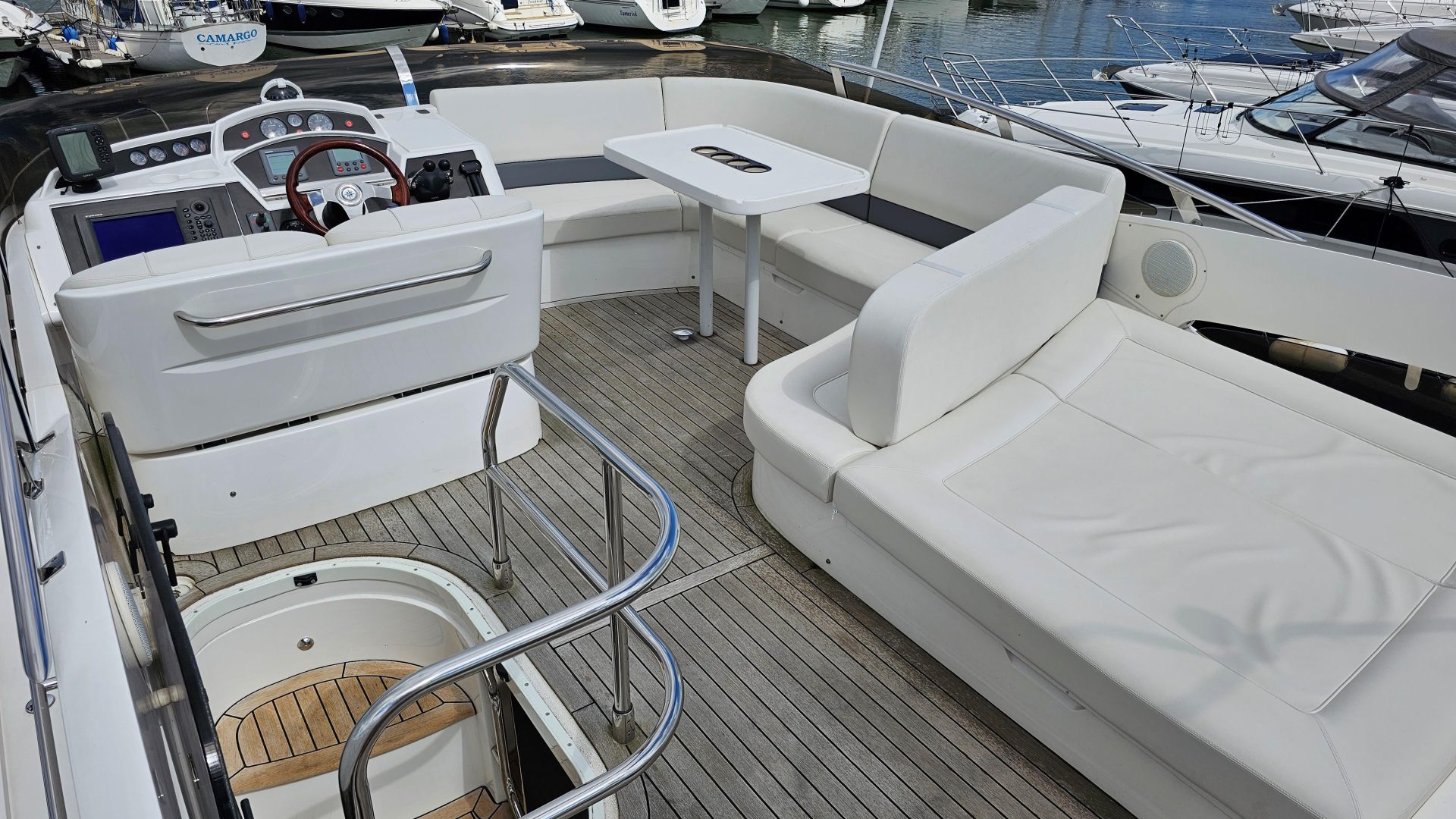 Princess 42 Flybridge