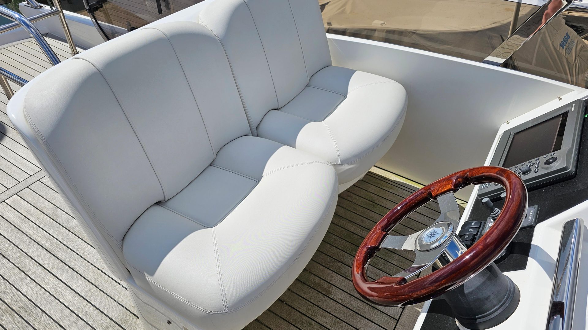 Princess 42 Flybridge