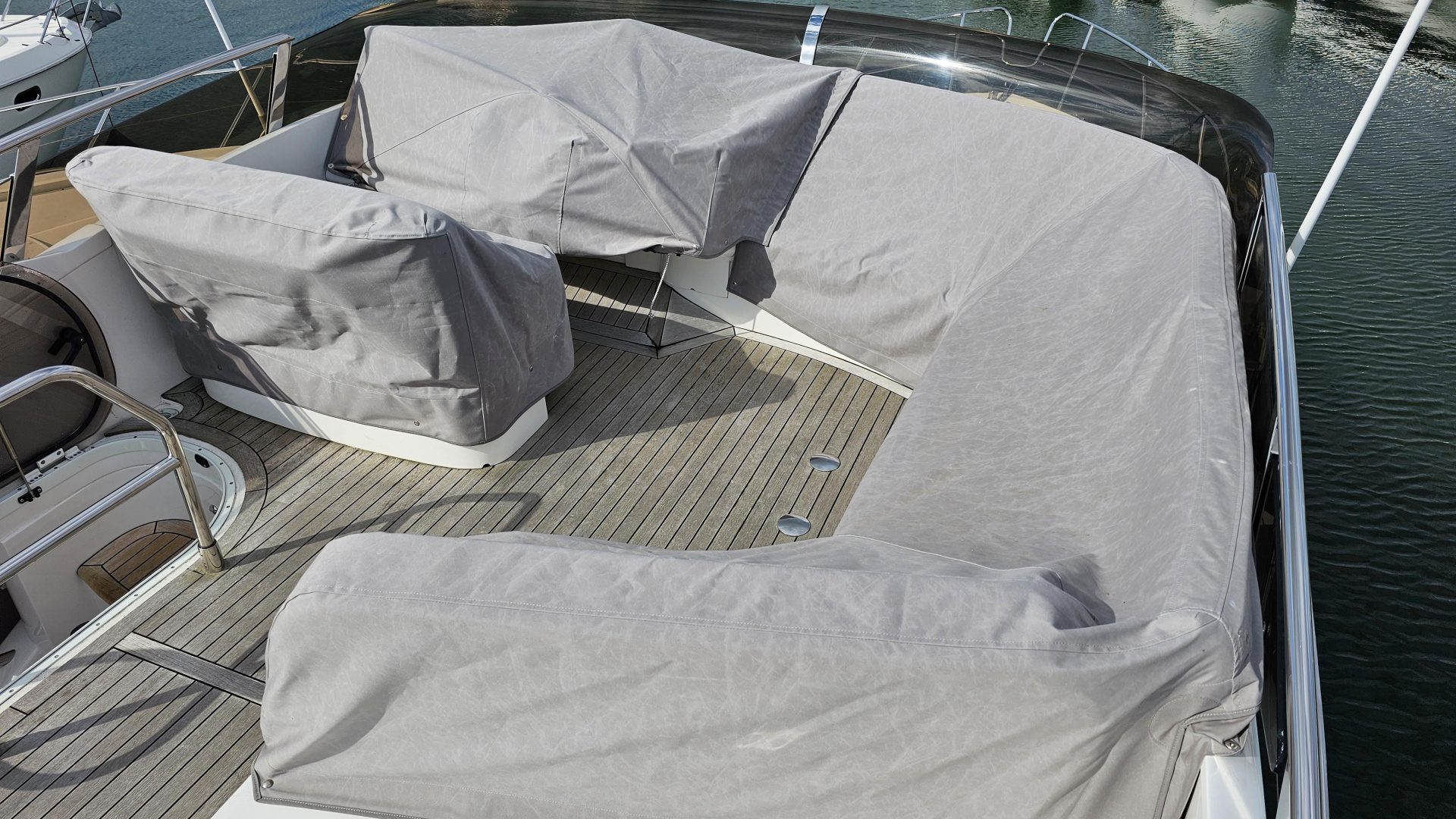 Princess 42 Flybridge