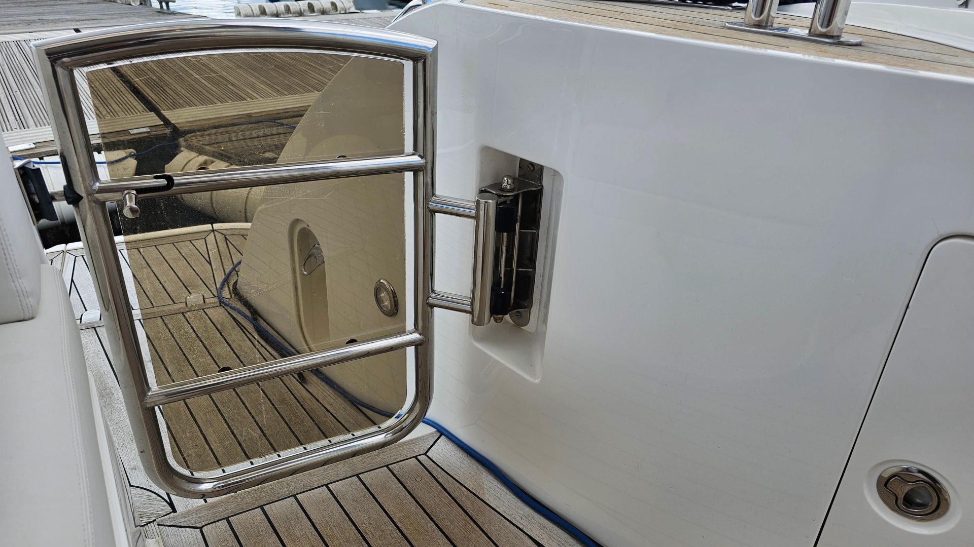 Princess 42 Flybridge