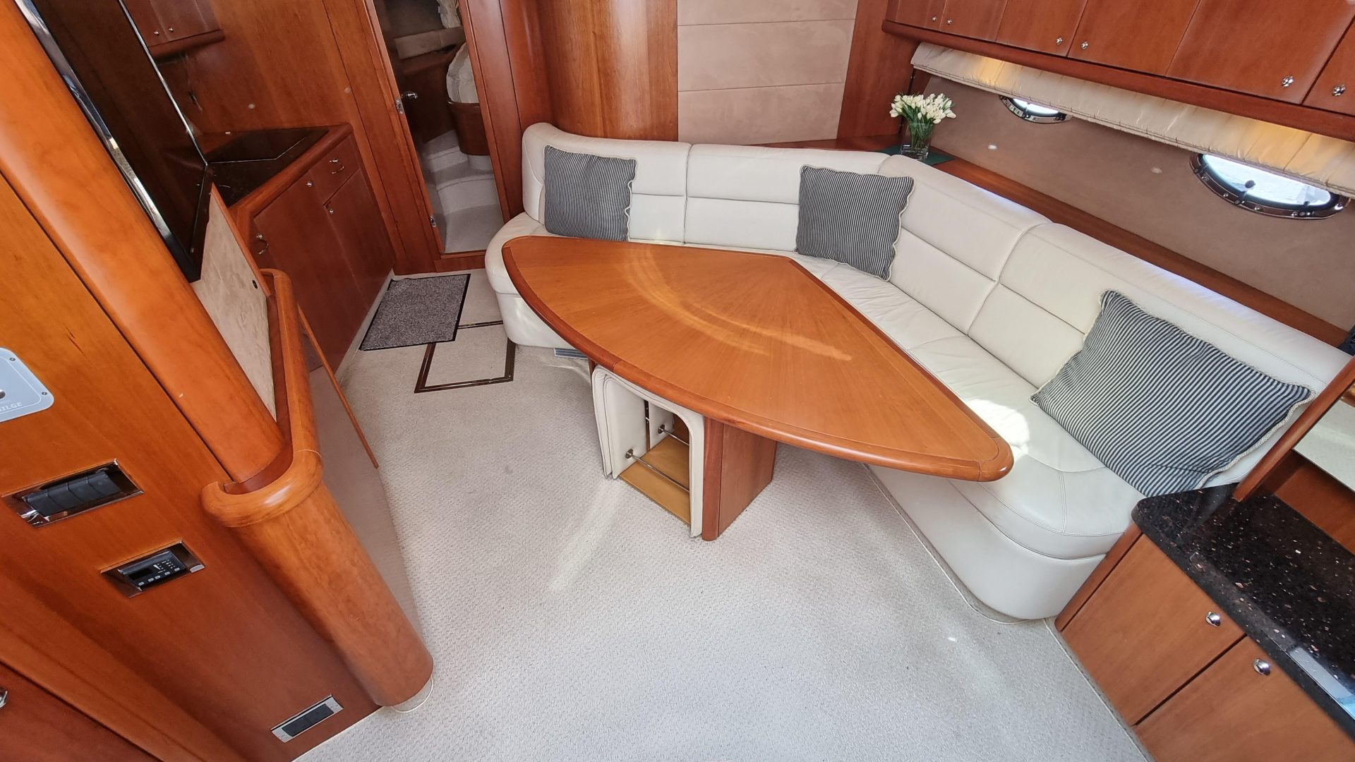 Sunseeker Portofino 53
