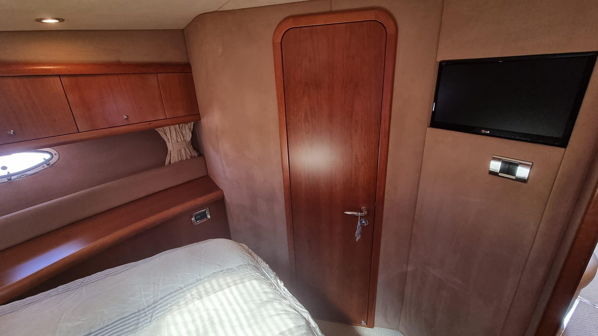 Sunseeker Portofino 53
