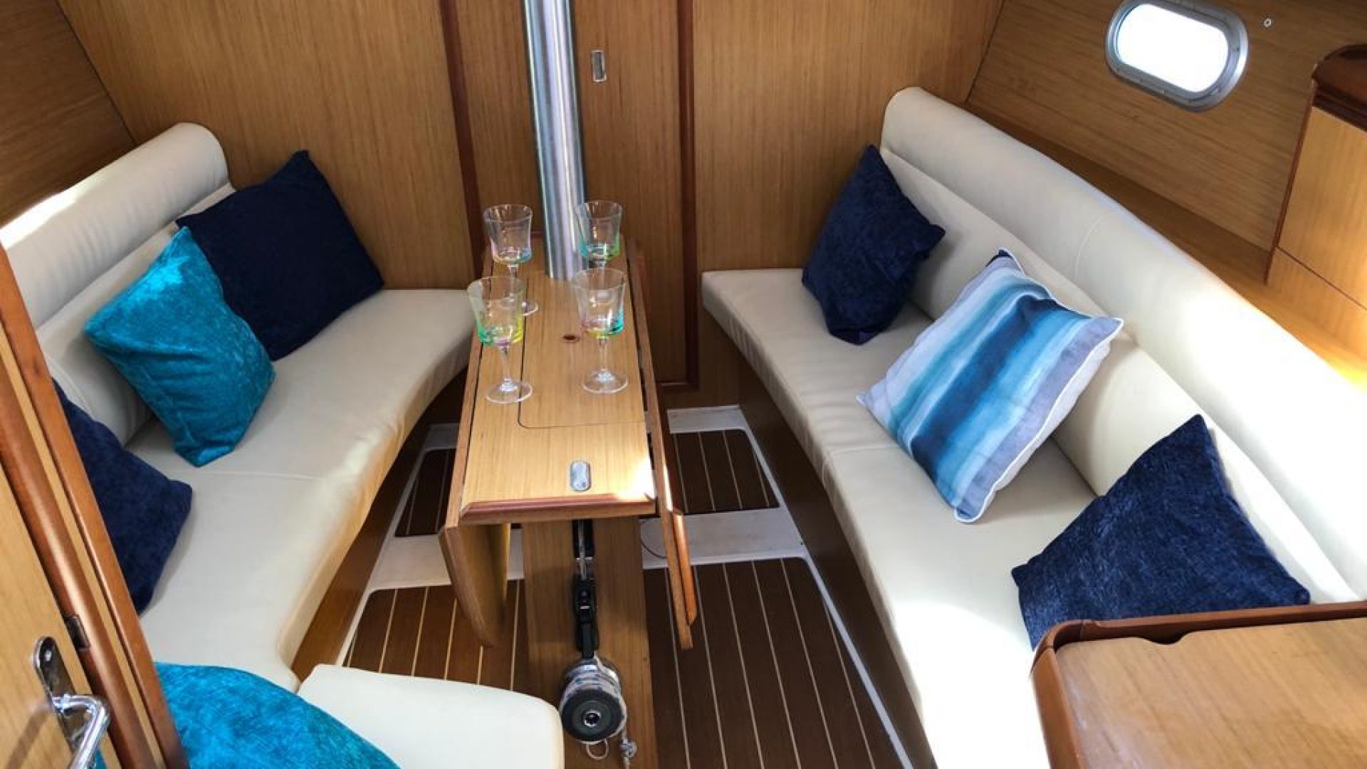 Jeanneau Sun Odyssey 32i