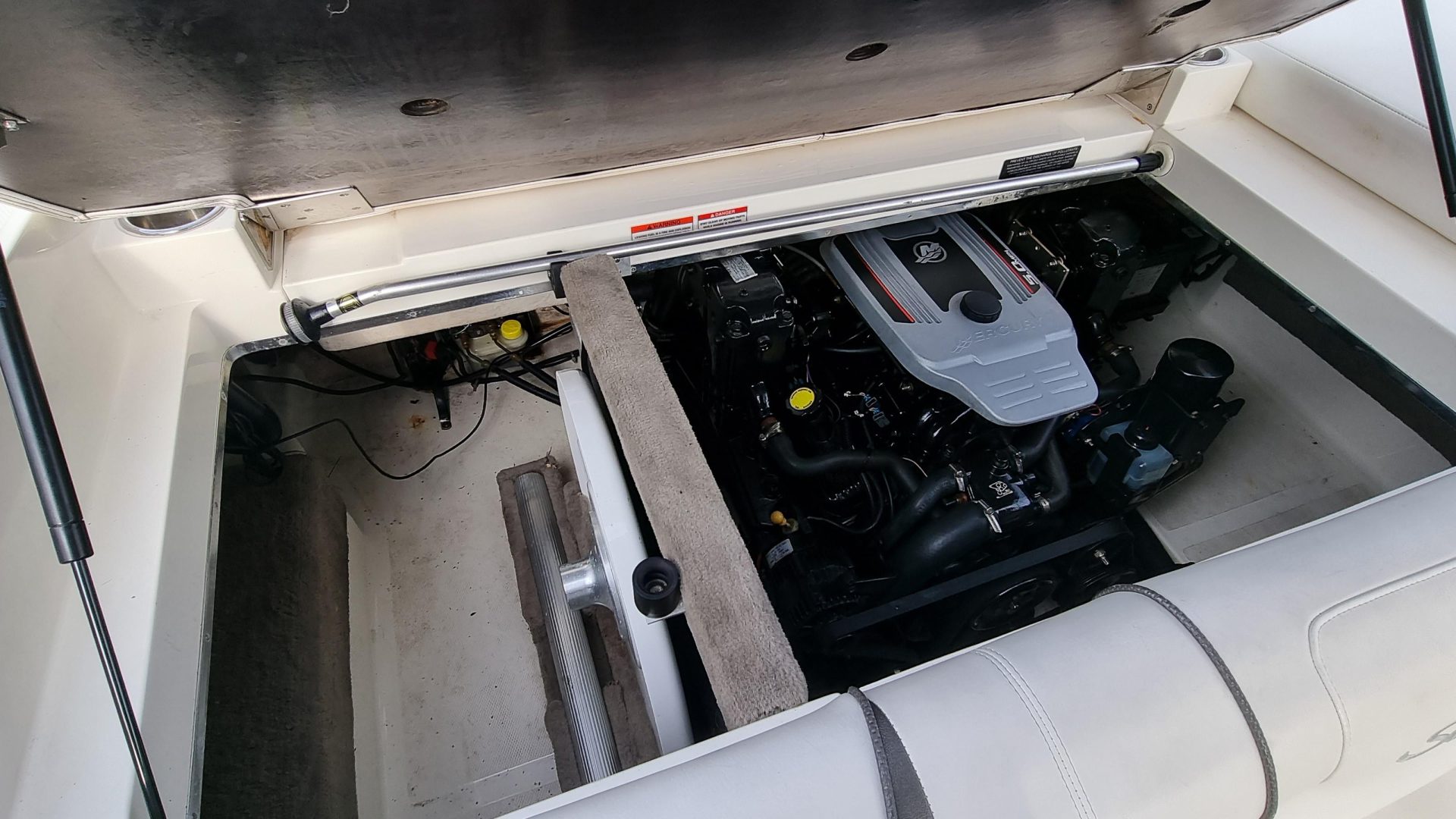 Sea Ray 220 Sun Sport