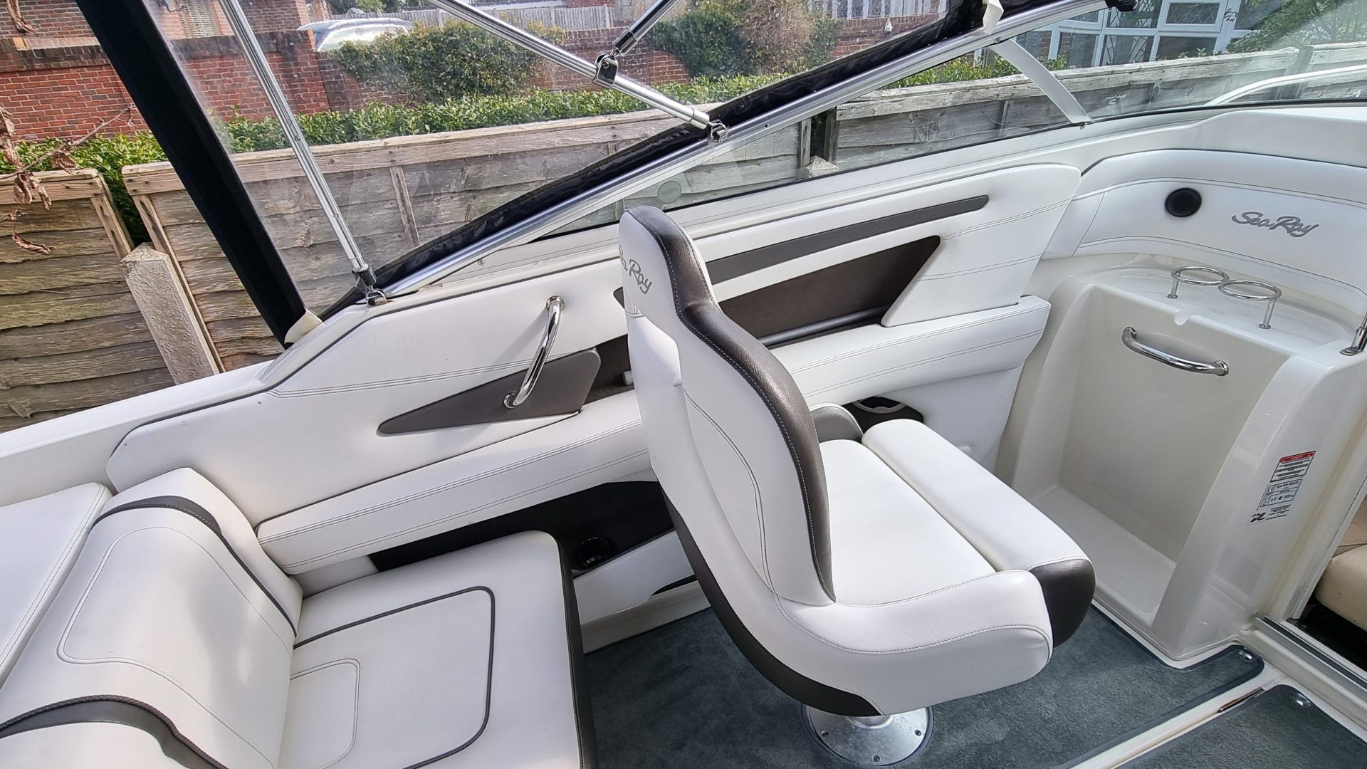 Sea Ray 220 Sun Sport